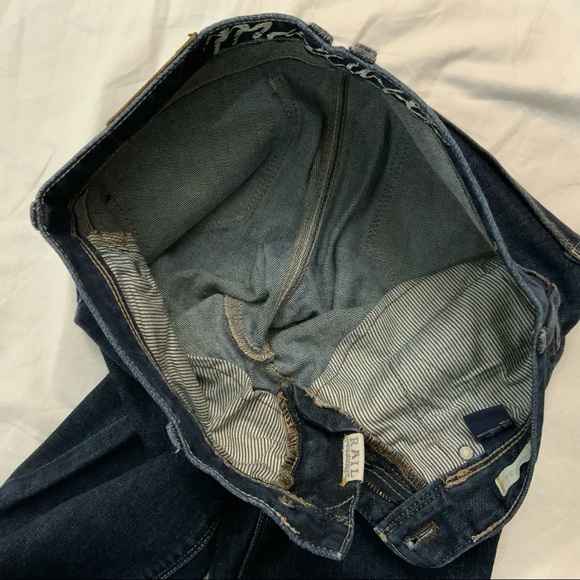 Madewell Rail Straight Jeans 
Dark Wash 24x34 
Made of 98% Cotton 2% Spandex - Picture 9 of 11